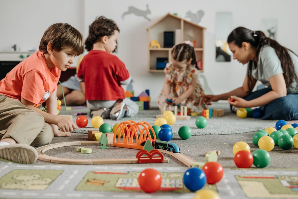 Comportements inappropriés : repères essentiels pour les éducatrices